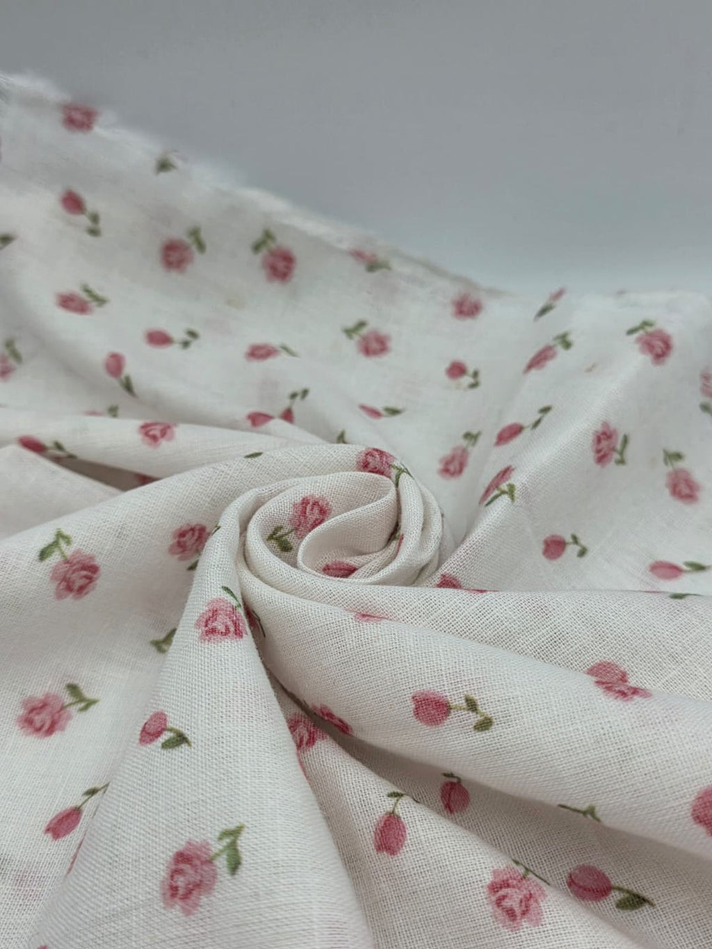 Printed Cotton Linen Fabric in Rose Garden - 57" wide, sold by the yard