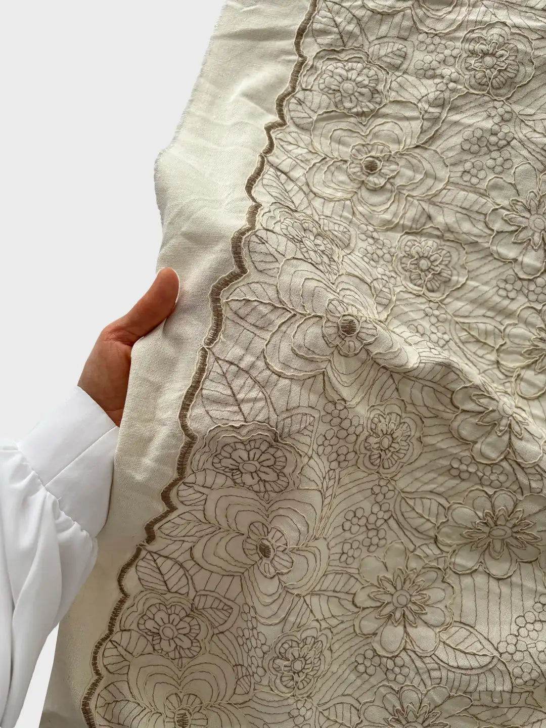 Linen-Textured Floral Embroidered Scalloped Fabric - Natural